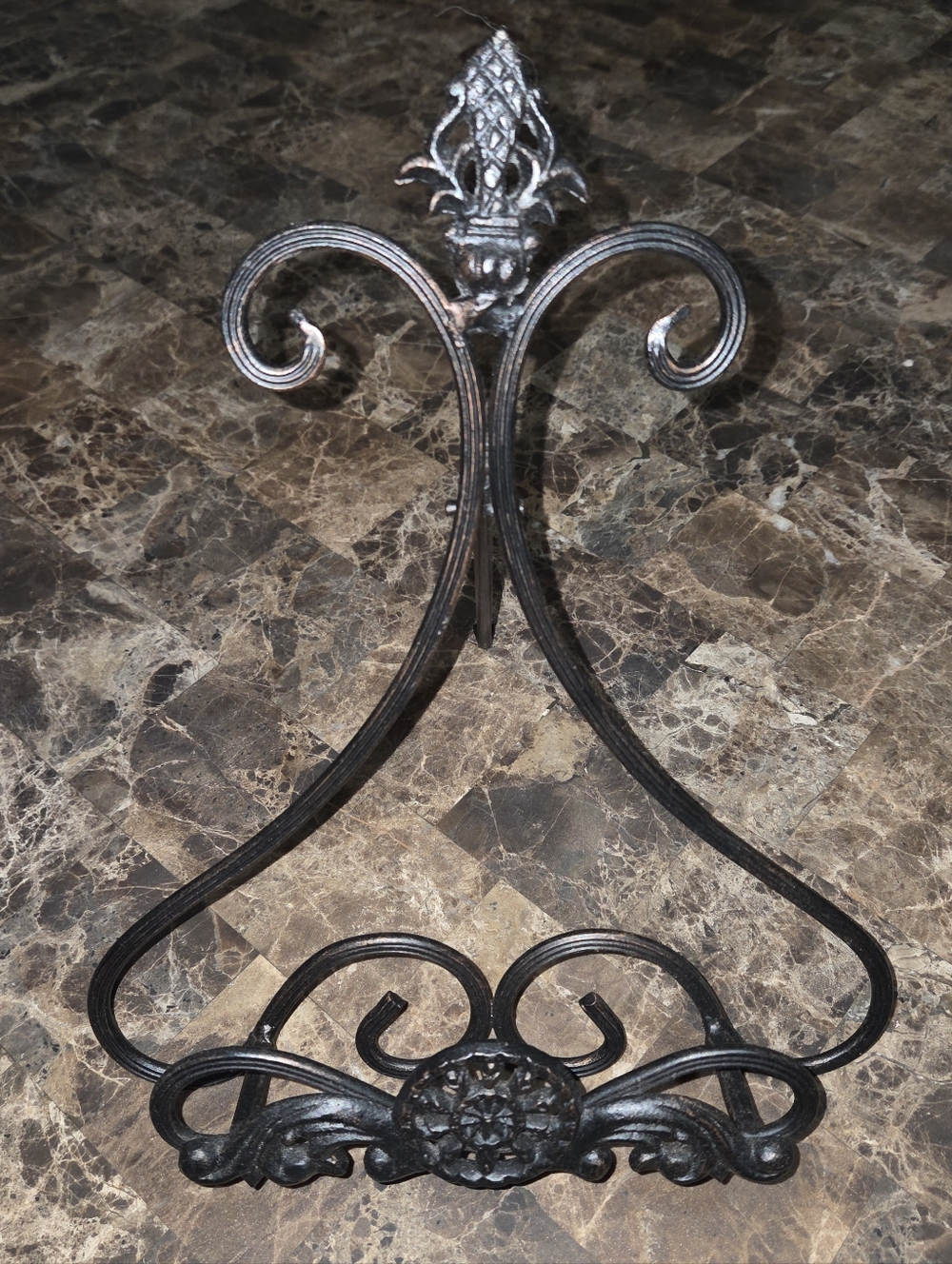 vintage ornate black metal tabletop easel